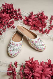 White Floral Embroidered Juttis for Women