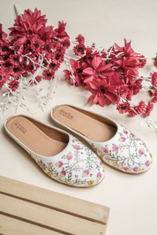 White Floral Embroidered Juttis for Women