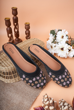 Handcrafted black ethnic mojdi with floral design and stone detailing