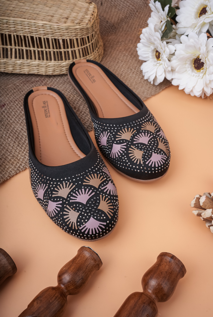 Stepellas ethnic bellies featuring a soft padded insole for extra comfort.